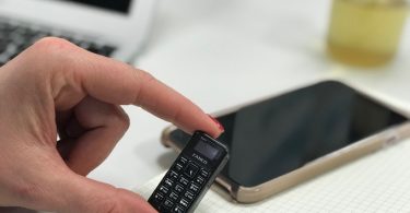 کوچکترین موبایل دنیا دیجی دکی