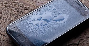 خیس شدن گوشی | تعمیرات موبایل البان