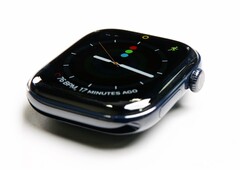 Apple Watch Series 12 تعمیرات را کمی آسان‌تر می‌کند.